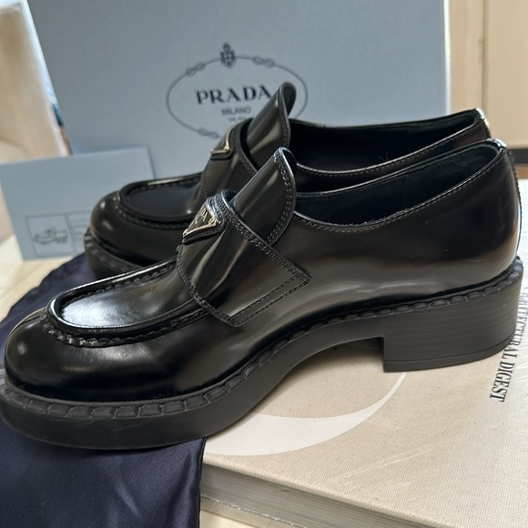 PRADA Black Leather Triangle Shiny Loafers (Sz. 37.5/ 6.5 US) - Picture 8 of 8